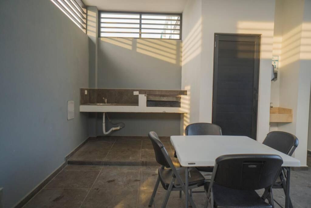 マサトランDepartamento Atlantico Alberca Y Casa Clubアパートメント エクステリア 写真